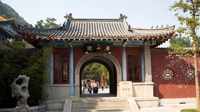 山东济南千佛山景区-接纳HGA010安装包广播系统